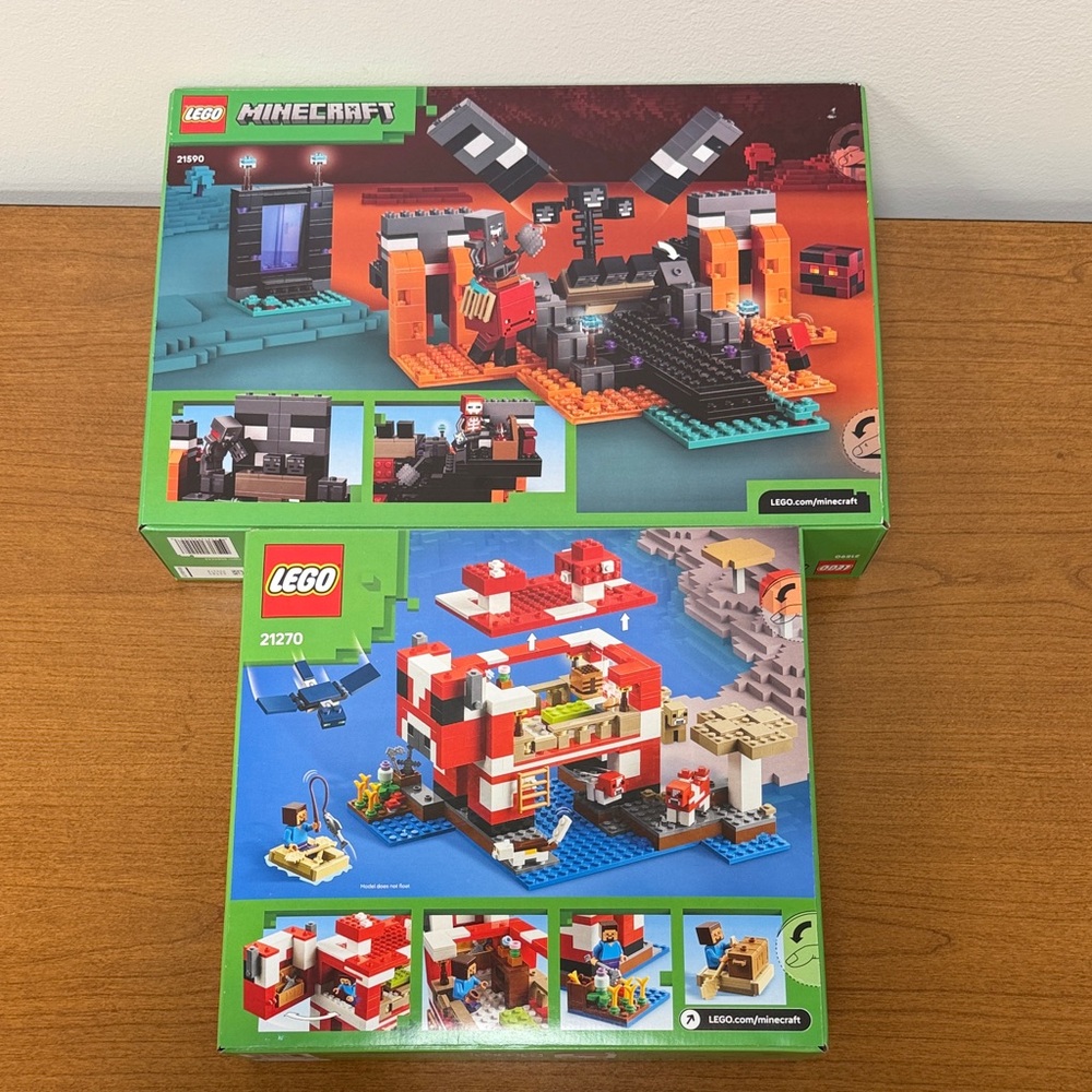 LEGO Minecraft The Mooshroom House & Wither Battle Building Sets - Red/Blue - Picture 2 of 2